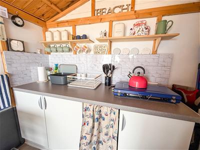 KITCHENETTE AREA VIEW